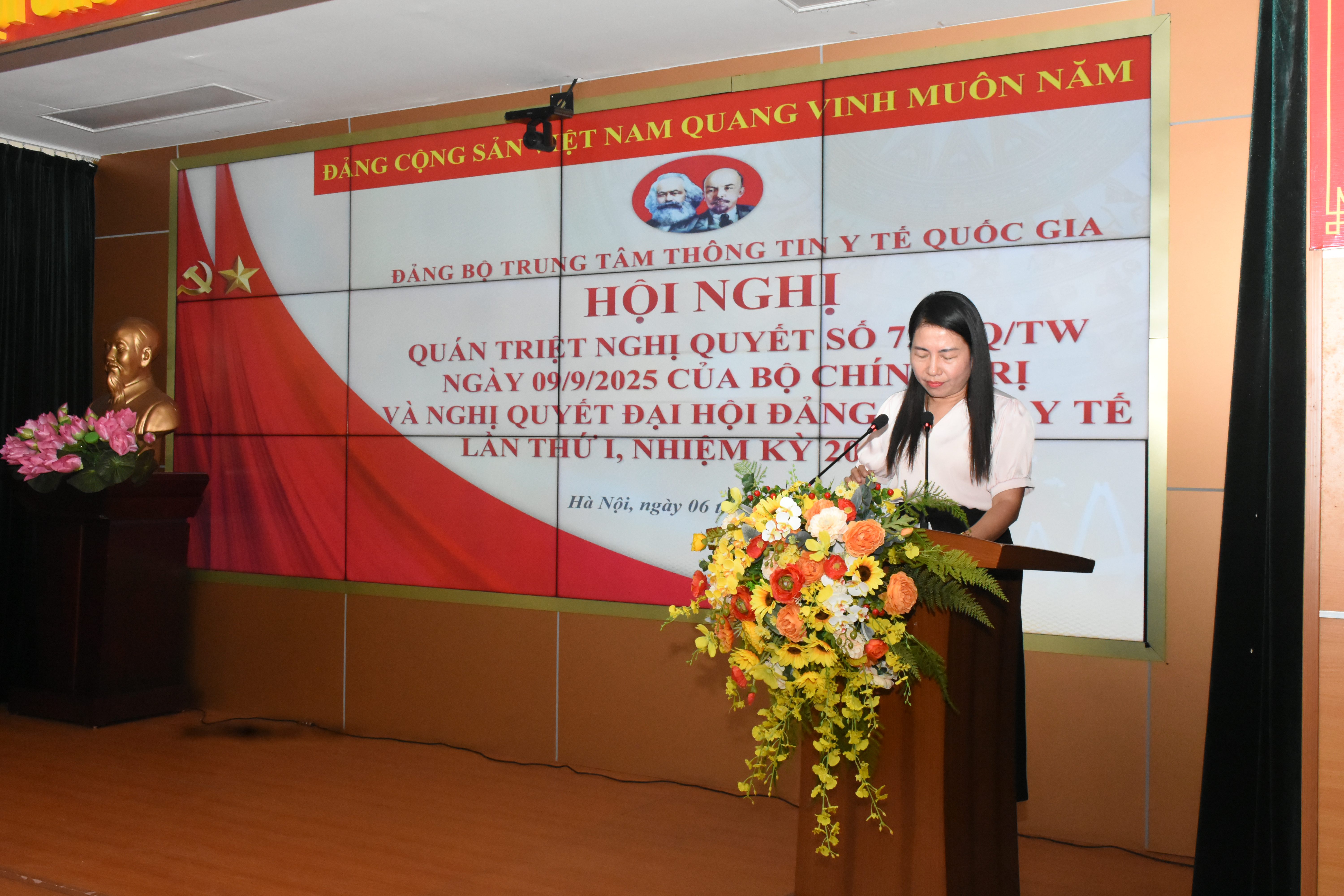 Đảng Bộ Trung tâm Thông tin Y tế Quốc gia quyết liệt triển khai Nghị quyết 72- NQ/TW vì  một nước Việt Nam khoẻ mạnh